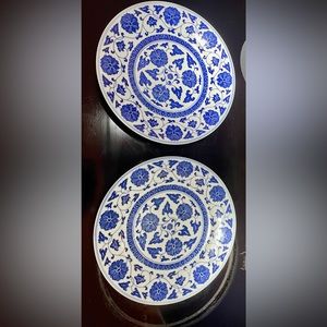 2 Ceramic Vintage Blue & White Plates